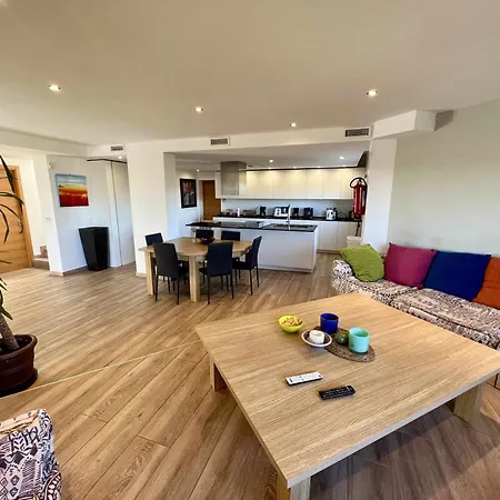 Palau Del Vent * Tarabaus